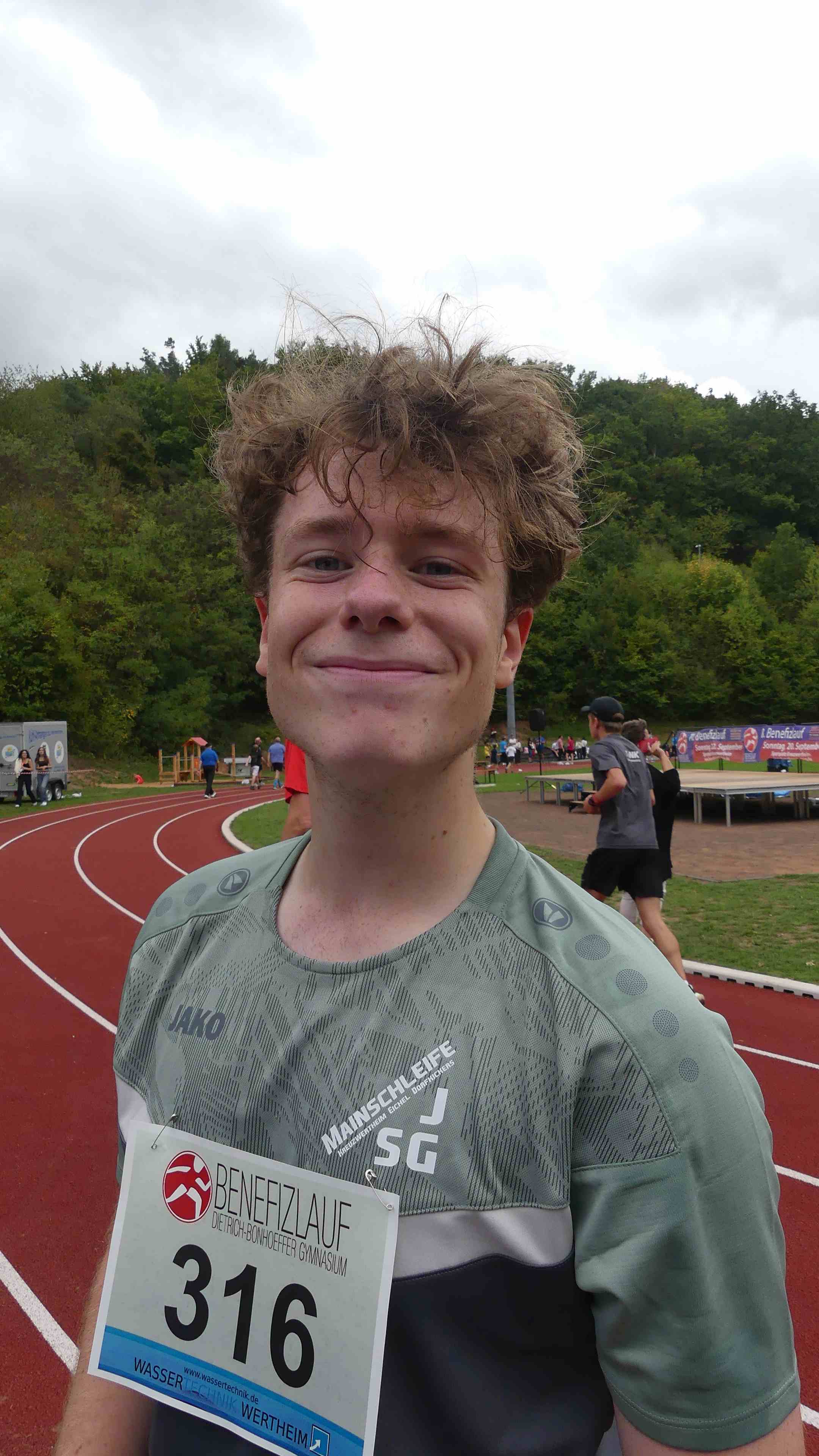 Bild vom 15. Benefizlauf im Jahr 2025. Dies ist das 394. Bild.